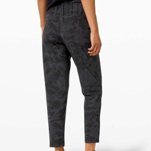 Lululemon Keep Moving Pant 7/8 High-Rise